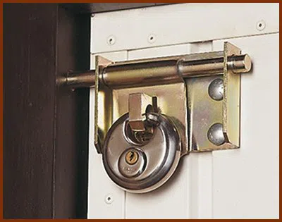 Locksmith Key Shop Warren, RI 401-250-3644 - 47-9